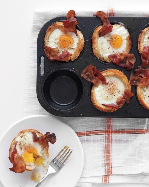 Egg and Bacon Breakfast Muffins Recipe